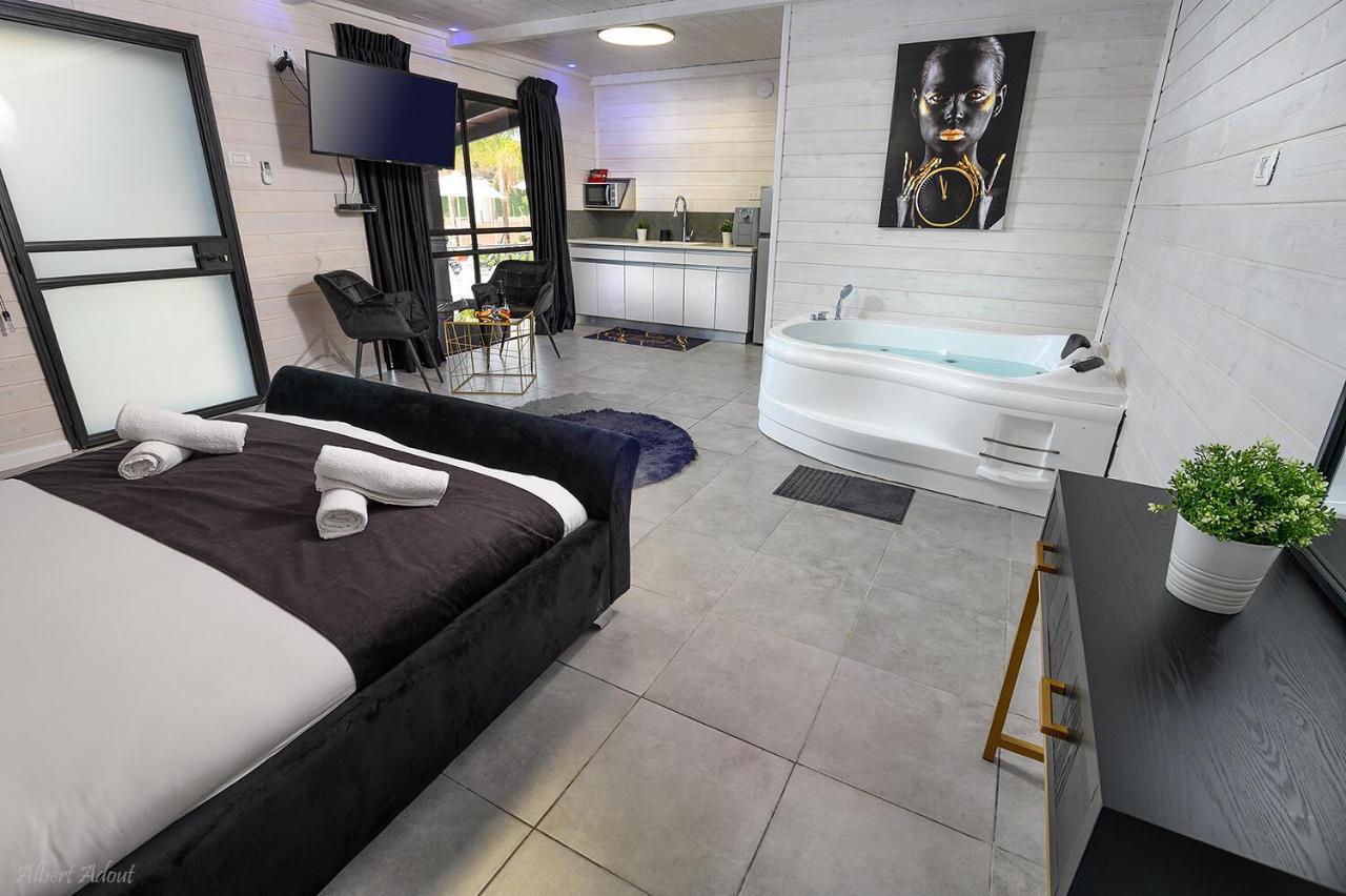 אוטופיה בצפון - מתחם אירוח מפואר Hotell Shahar Exteriör bild