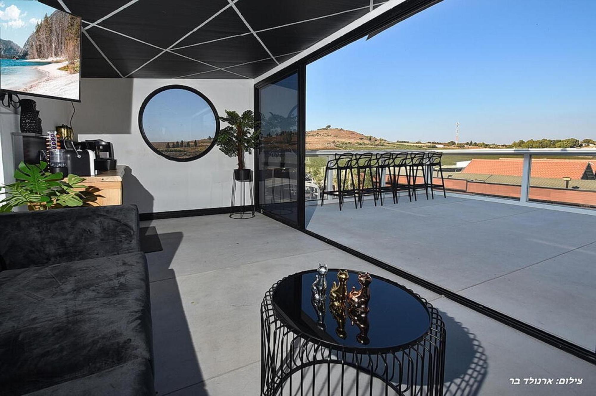 אוטופיה בצפון - מתחם אירוח מפואר Hotell Shahar Exteriör bild