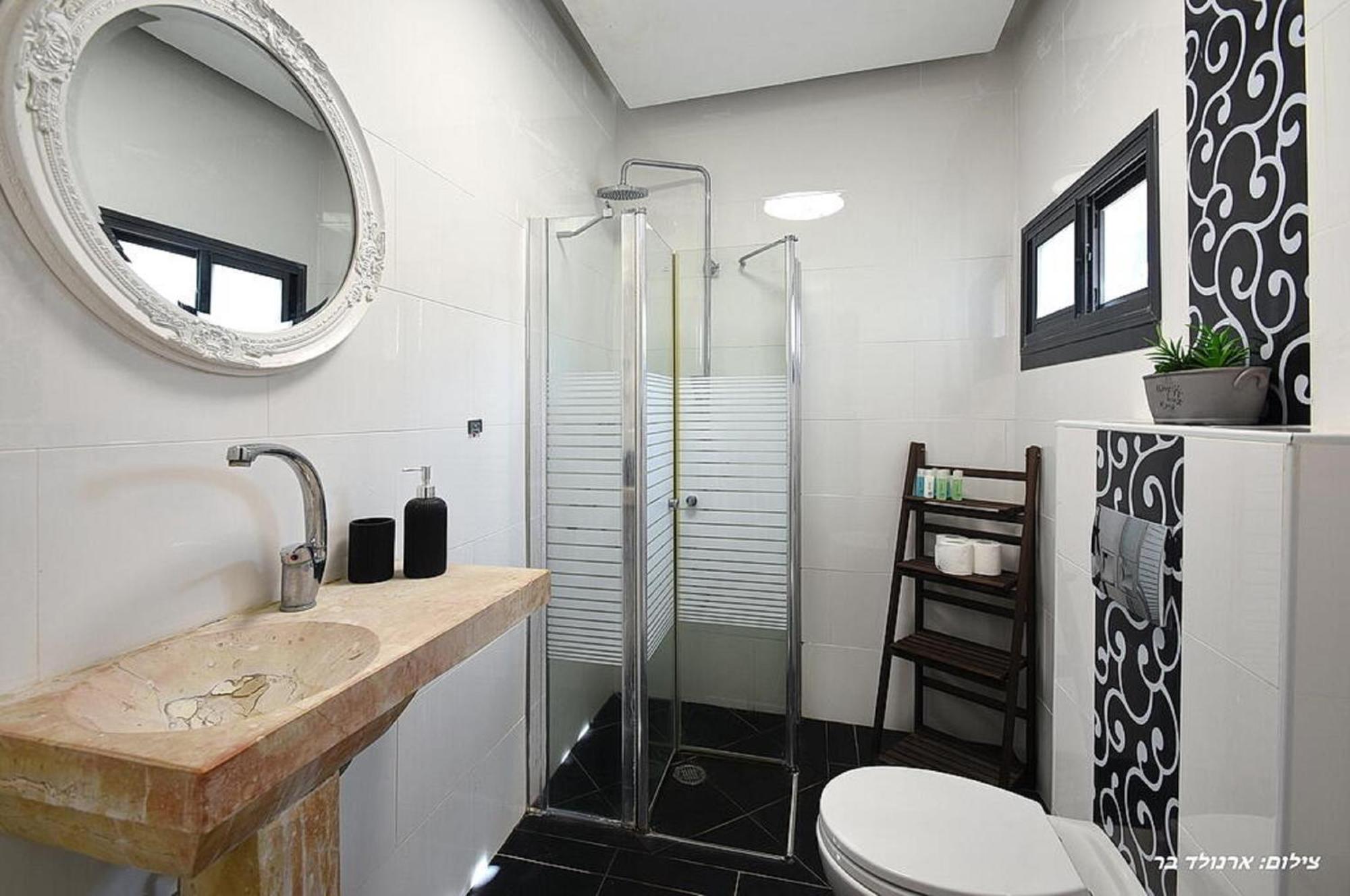 אוטופיה בצפון - מתחם אירוח מפואר Hotell Shahar Exteriör bild