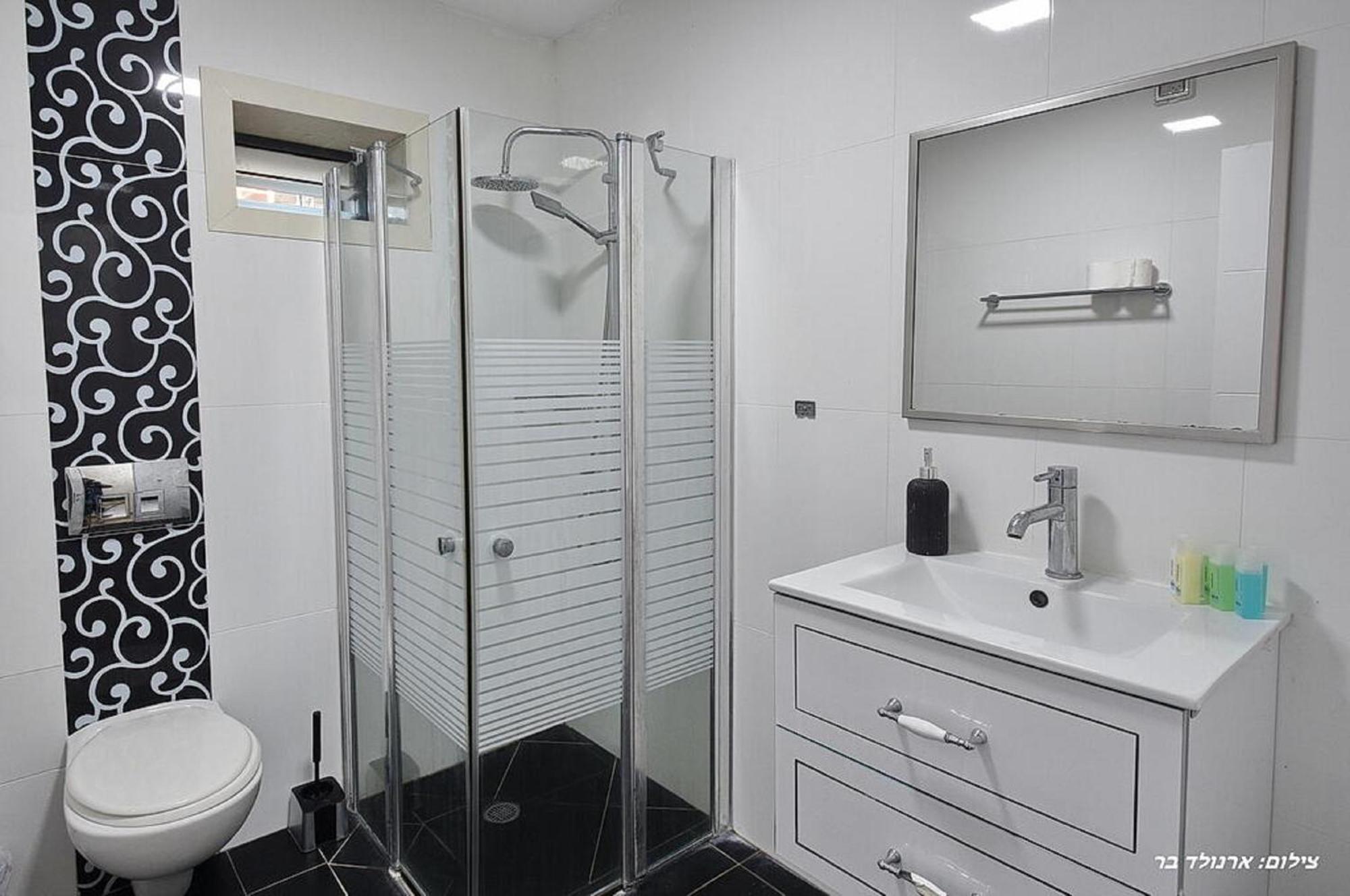 אוטופיה בצפון - מתחם אירוח מפואר Hotell Shahar Exteriör bild