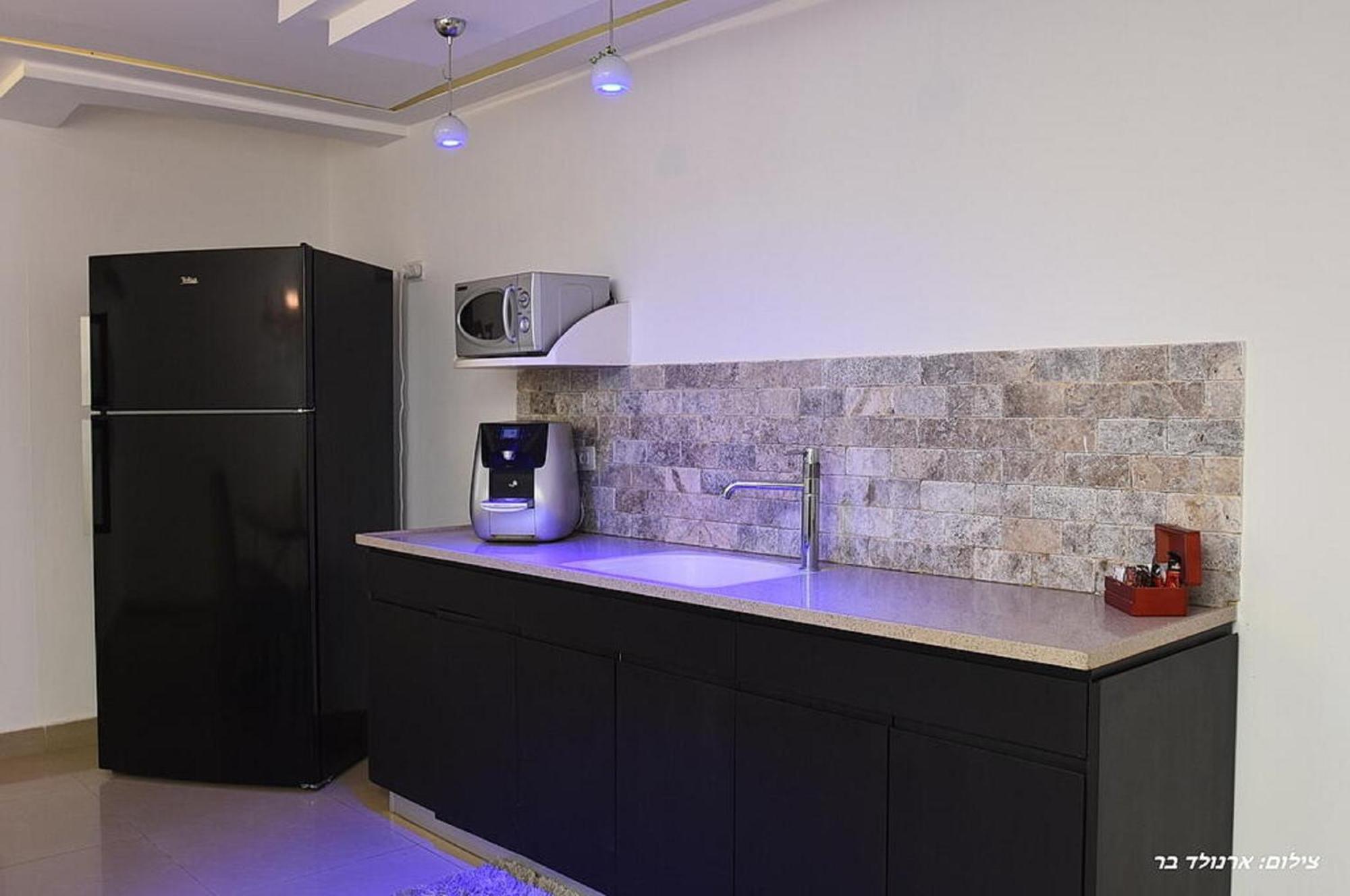 אוטופיה בצפון - מתחם אירוח מפואר Hotell Shahar Exteriör bild